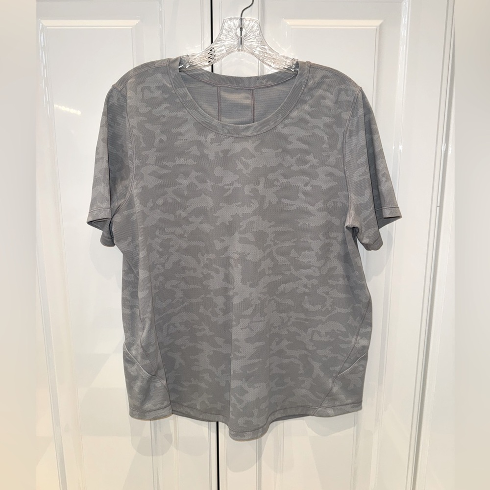 Lululemon Gray Camo Athletic Shirt